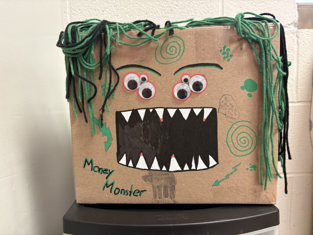 photo of a piggy bank box created for a 4-H contest
