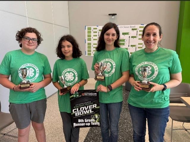 8th Grade clover bowl team